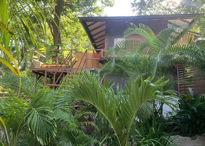 The Beach Bungalows (Adults Only) Bed & Breakfast Tamarindo